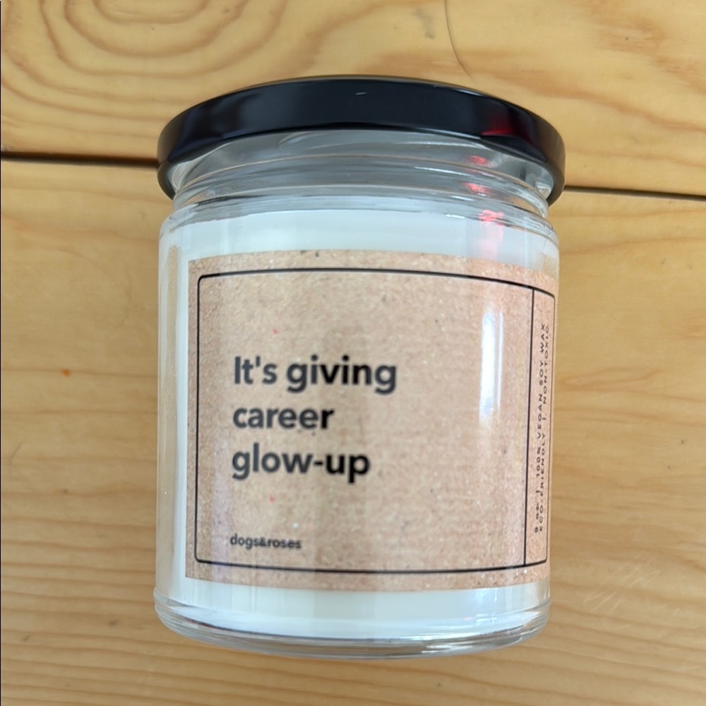 NWT Vegan Soy Wax Candle - Clean Cotton Scent